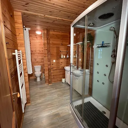 Apartment Tresor En Bois Autoire