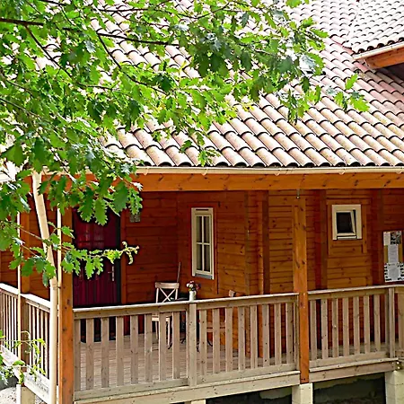Apartment Tresor En Bois